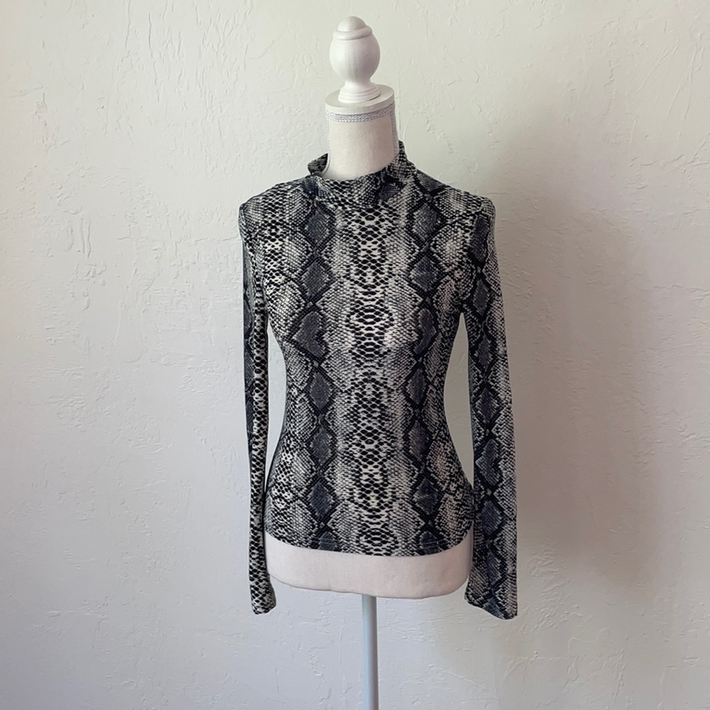 Mock turtle neck snakeskin print top